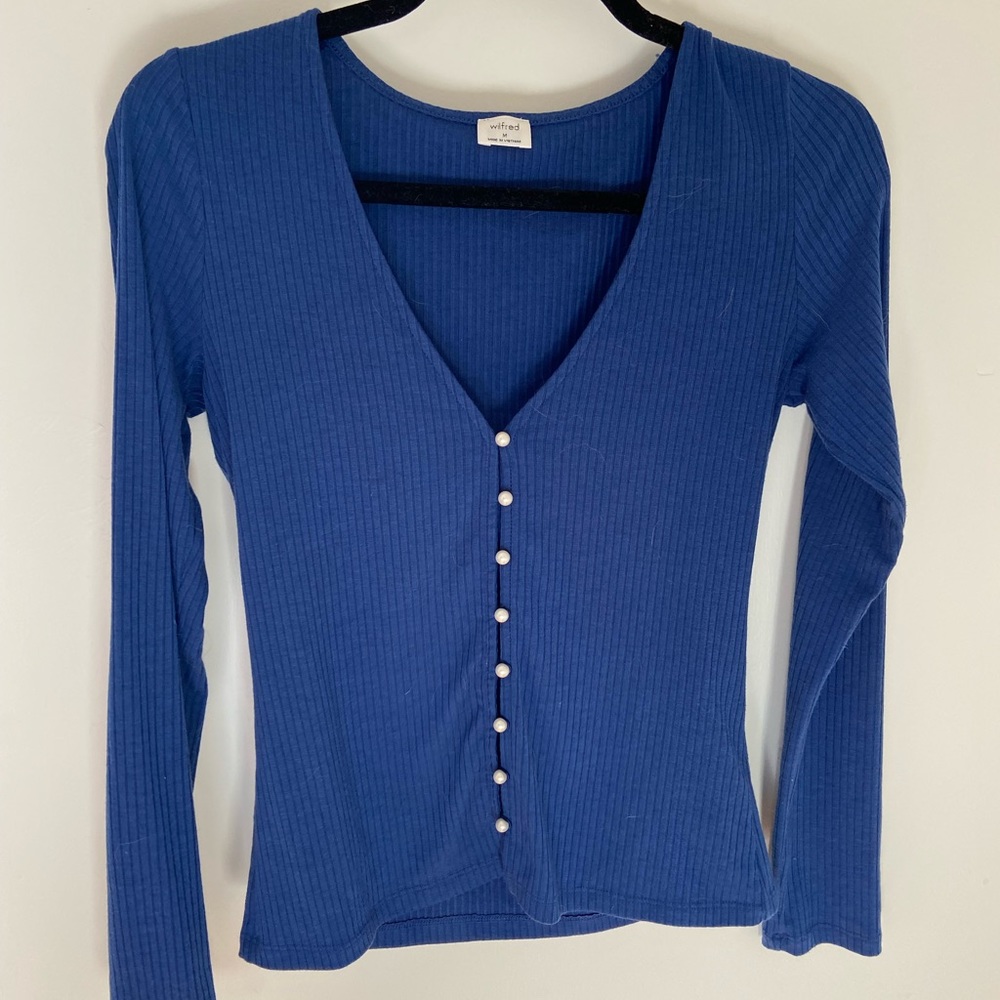 Wilfred pearl button top